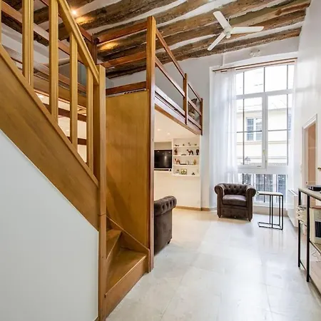 Halles - Luxury In The Heart Of Appartement Parijs