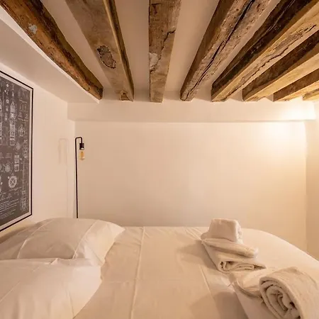 Halles - Luxury In The Heart Of * Parijs