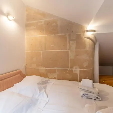 Halles - Luxury In The Heart Of Parijs